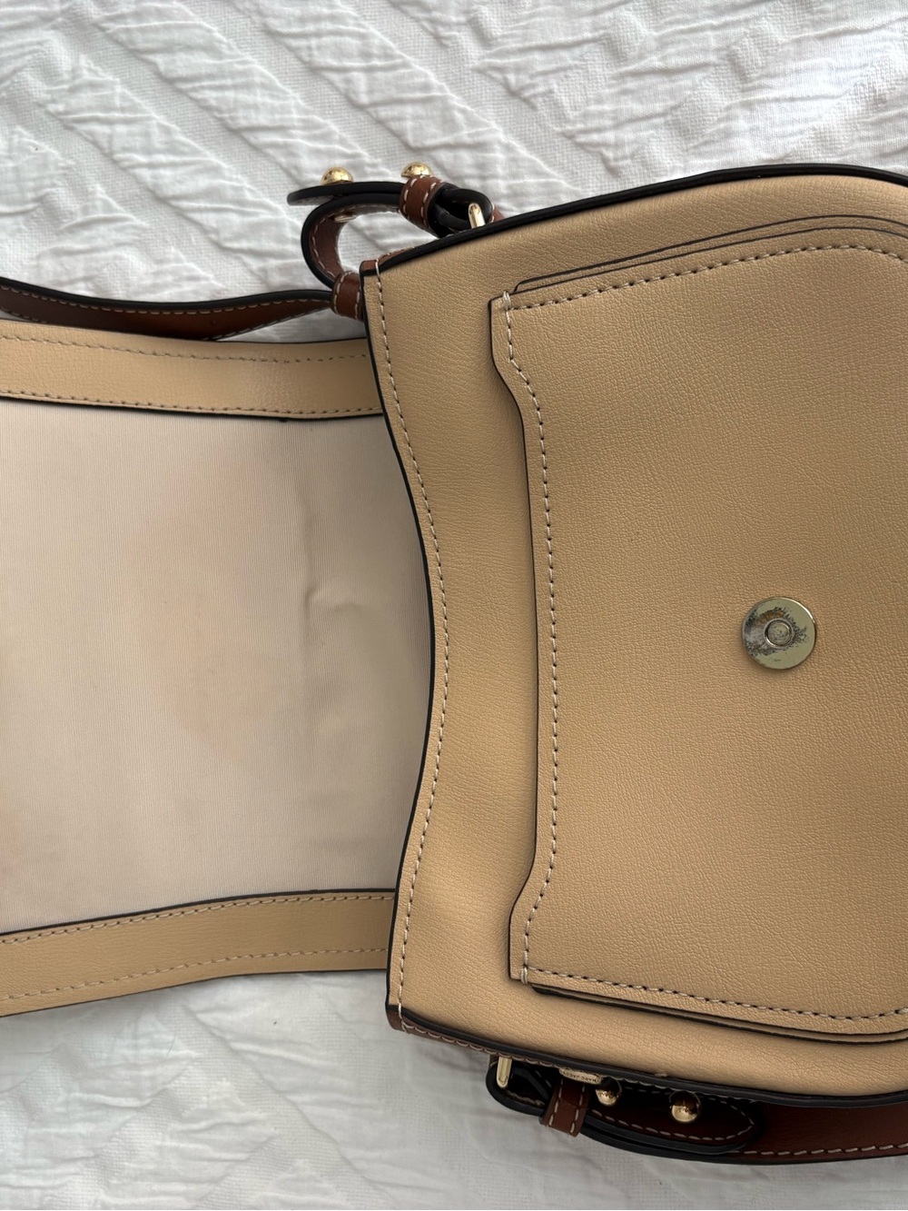 Marc Jacobs Beige and Brown Leather Crossbody Saddle Bag - Picture 9 of 16